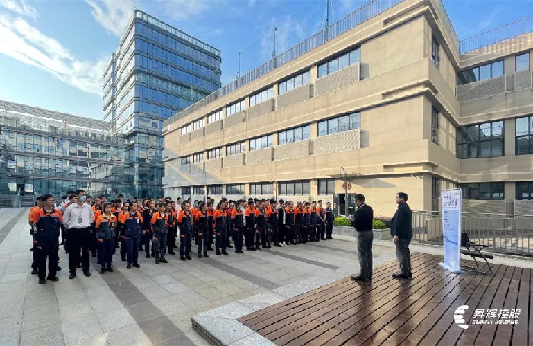 逐光進(jìn)取 勇攀“電”峰丨昇輝控股電氣職工技能競(jìng)賽開幕